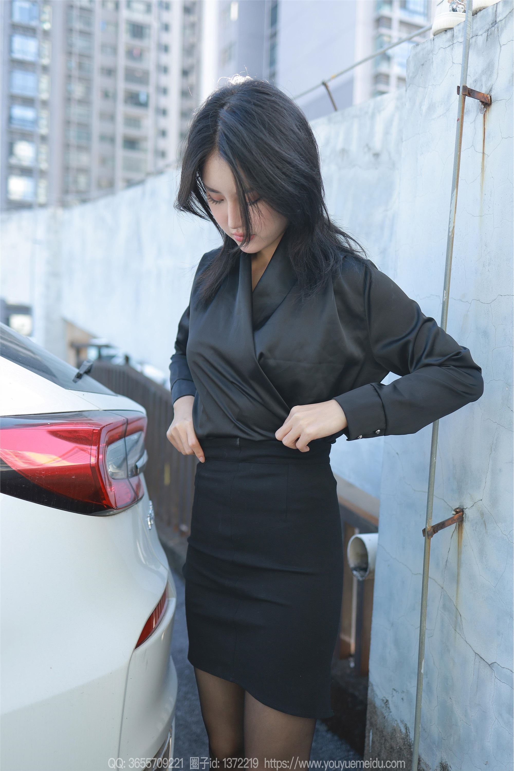 IESS异思趣向  2023.12.21 丝享家 1617 小宝《有事车上说》